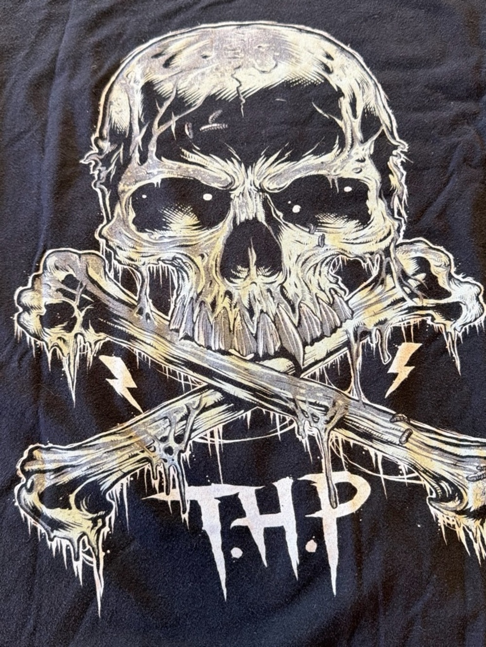 HP Black Graphic Skull & Crossbones Tee with White Print